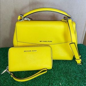 Micheal Kors Yellow Crossbody
